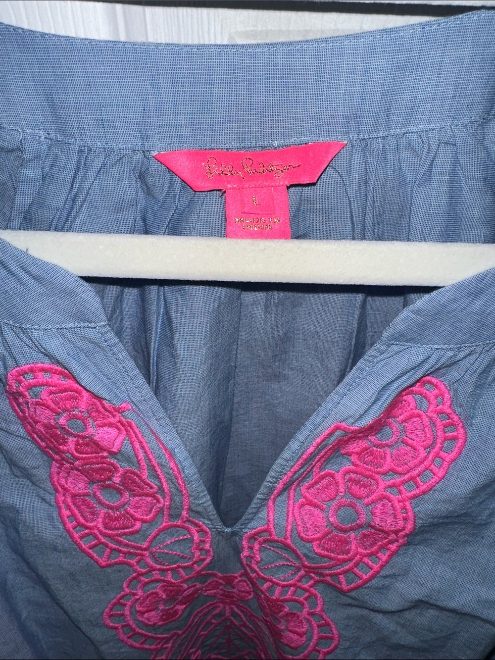 Wore once! Lilly Pulitzer Amabella Top w/ Hot Pink Embroidery - Picture 2 of 4